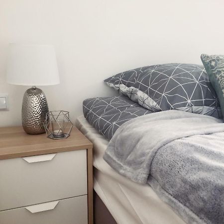 77 Krasnicka Apartment Lublin Bagian luar foto