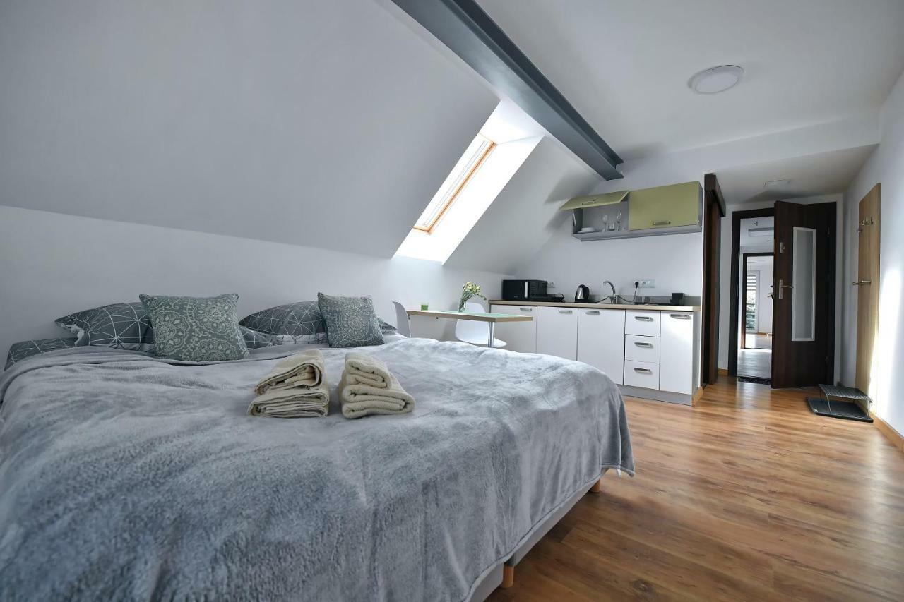 77 Krasnicka Apartment Lublin Bagian luar foto